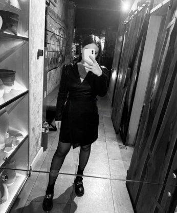 Я опытная и знаю, как доставить тебе удовольствие в Москве 🌃💋 Мои услуги включают классический секс 🛏️, анальный секс 🍑, глубокий минет 👄 и многое другое. Качество и конфиденциальность - мои главные принципы. У меня много положительных отзывов от довольных клиентов. Сможешь увидеть мои фото перед встречей, чтобы убедиться, что я настоящая красотка 💃💞 Работаю только по предварительной записи, так что свяжись со мной сегодня и ощути настоящий праздник страсти! 💫🔥 9283, 24 года